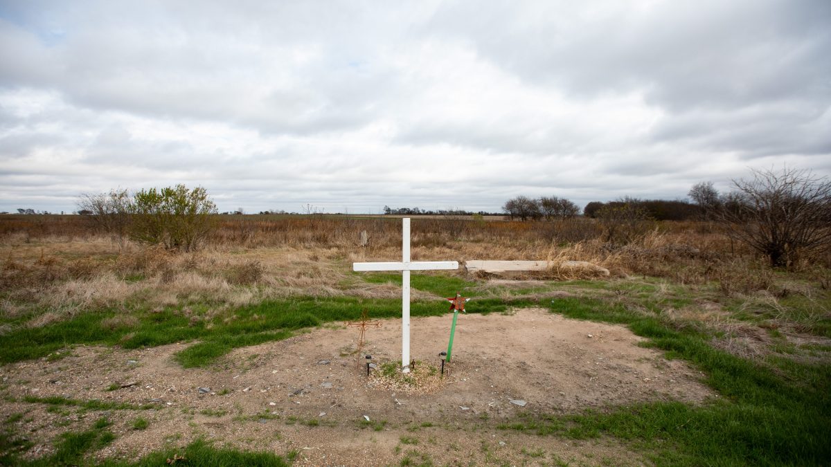 Cross at West Fertilizer site